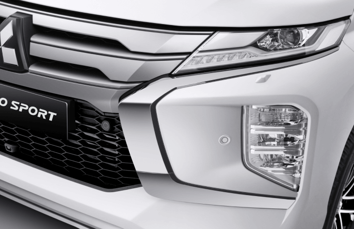 NEW PAJERO SPORT full
